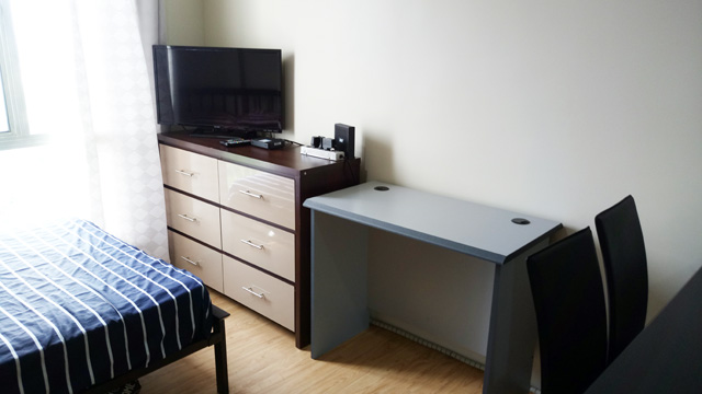 Avida-studio-289-desk-tv