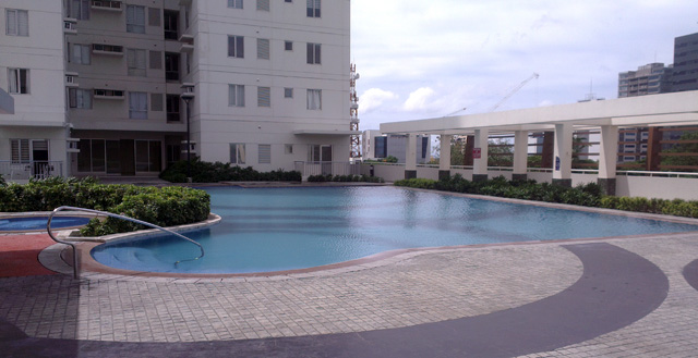 Avida_Cebu_pool_vu2